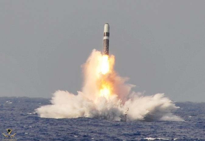 us-navy-tests-trident-ii-d5-fleet-ballistic-missiles.jpg