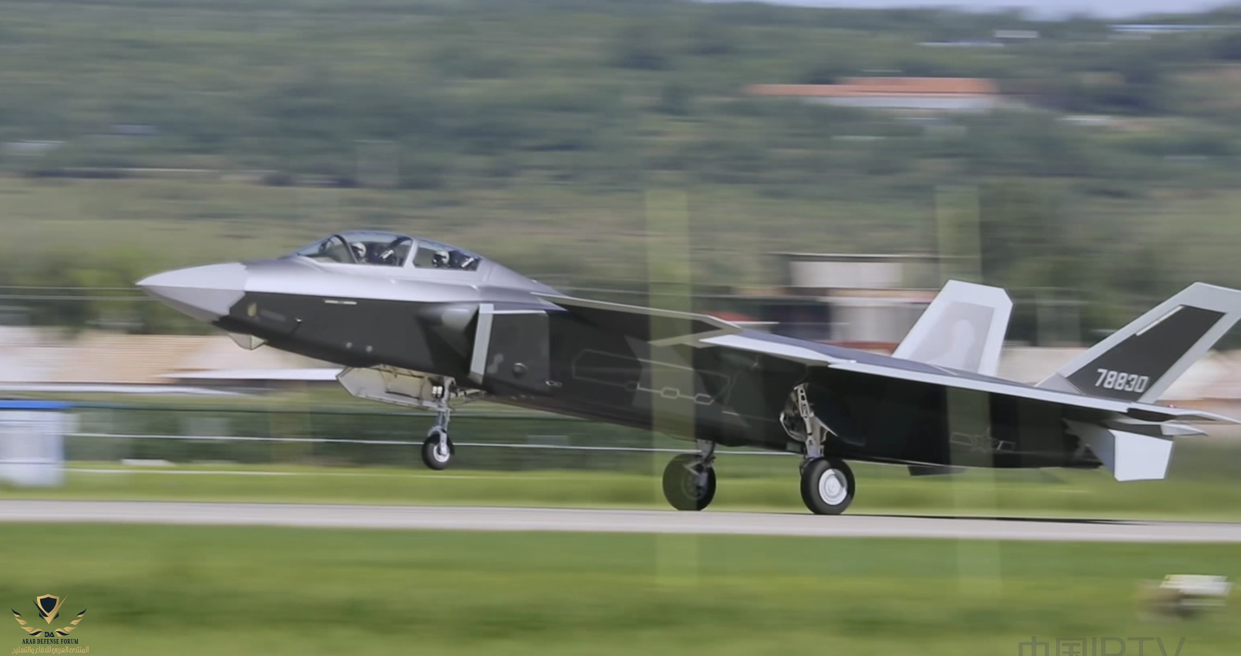 J-20-3.jpg