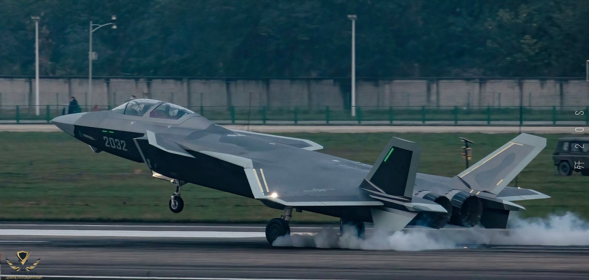 J-20-4.jpg