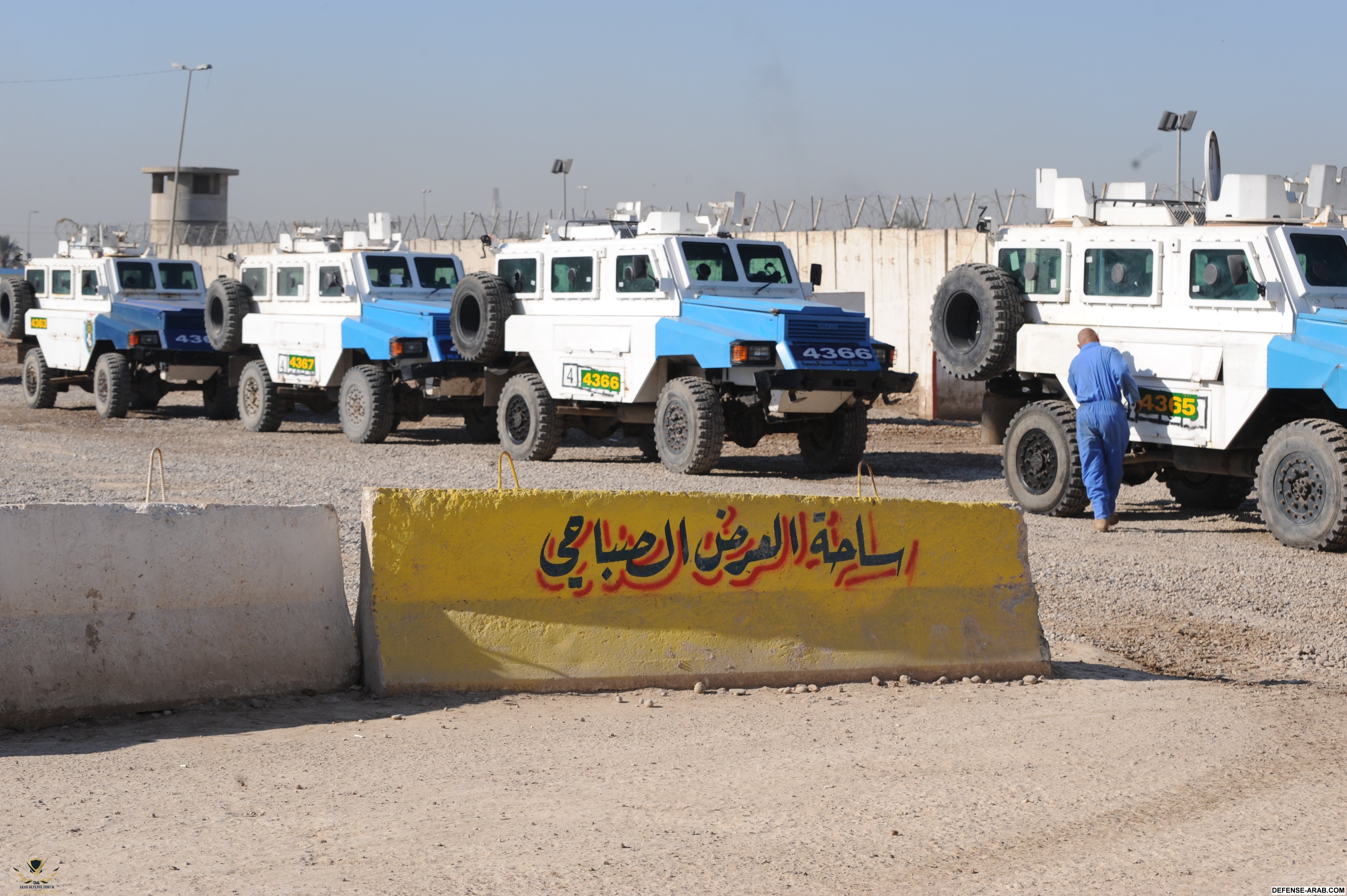 Iraqi_National_Police_armored_vehicles.jpeg