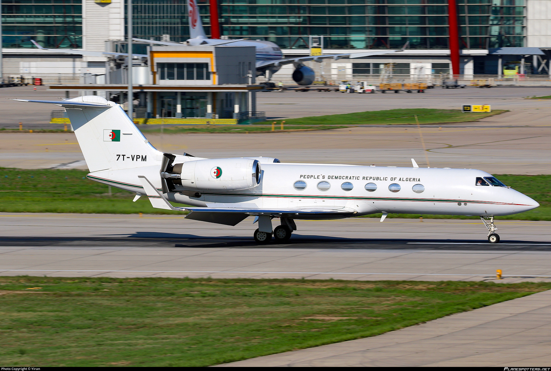 7t-vpm-government-of-algeria-gulfstream-iv-sp-g-iv_PlanespottersNet_1535084_e0e1aa31a9_o.jpg