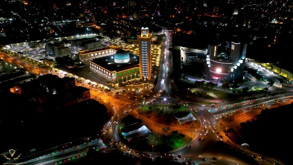 videoframe_12217-artguru (1).jpg