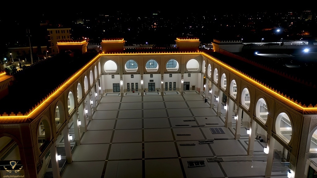 videoframe_69108-artguru (1).jpg