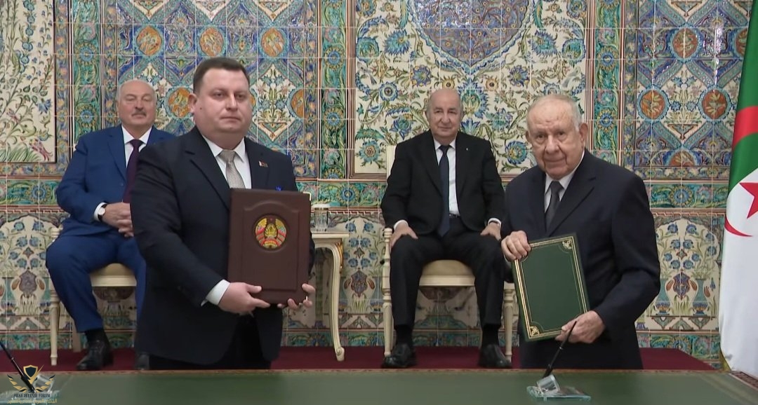 G7QvzypW8AA-UOK (1).jpeg