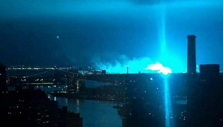 143-124420-earthquakes-blue-sky-lighting_700x400.jpg