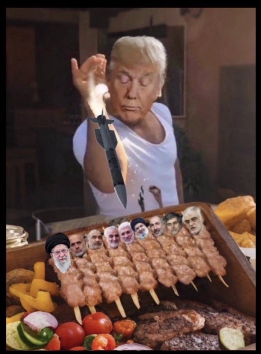 HELhEWPbYAAJC9K.jpeg