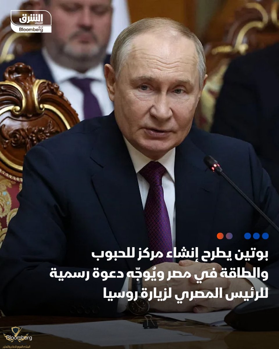 HE5QhKsWsAI_iYR.jpg