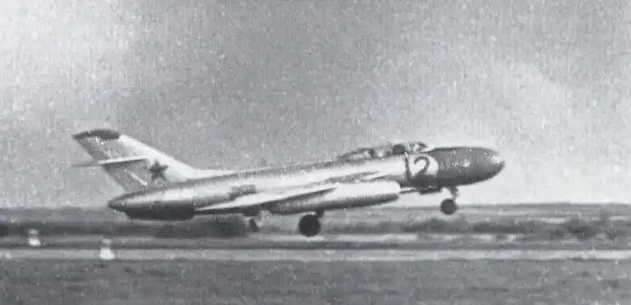 Yak-25M-PVO.webp