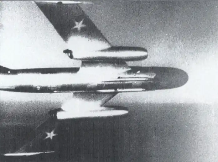 Yak-25M-Ventral-1.webp