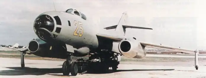 Yak-125B_02.webp
