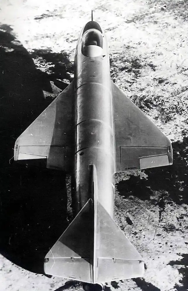 Yak-1000_02.webp