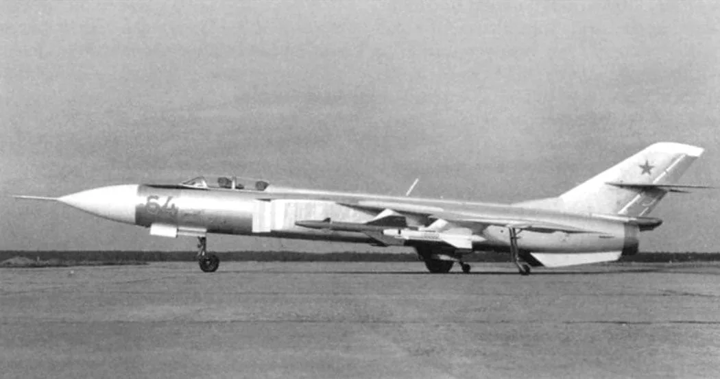 Yak-28-64_02.webp