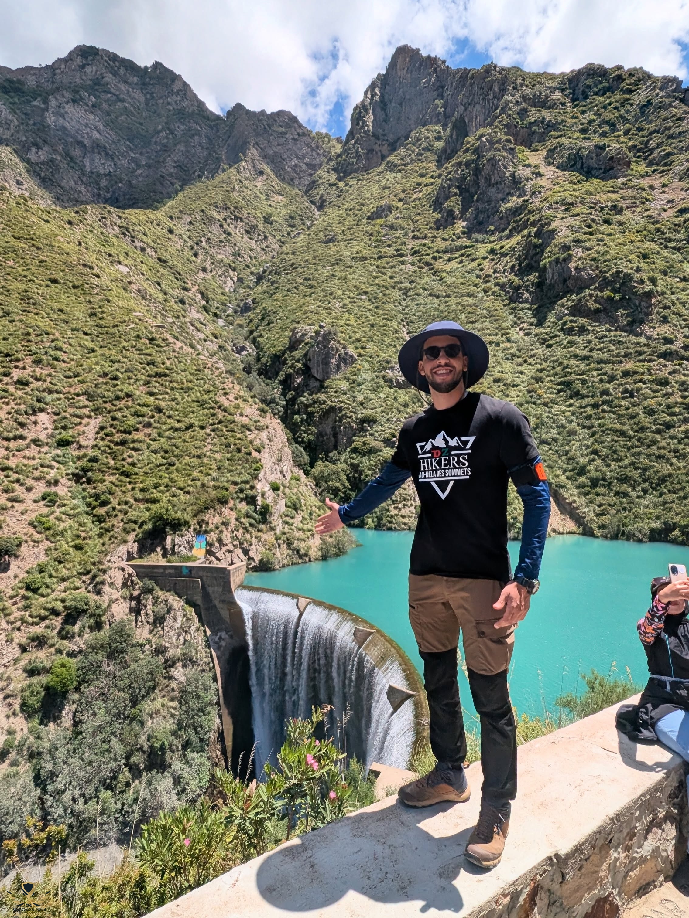 dz_hikers_1779414466610.jpeg