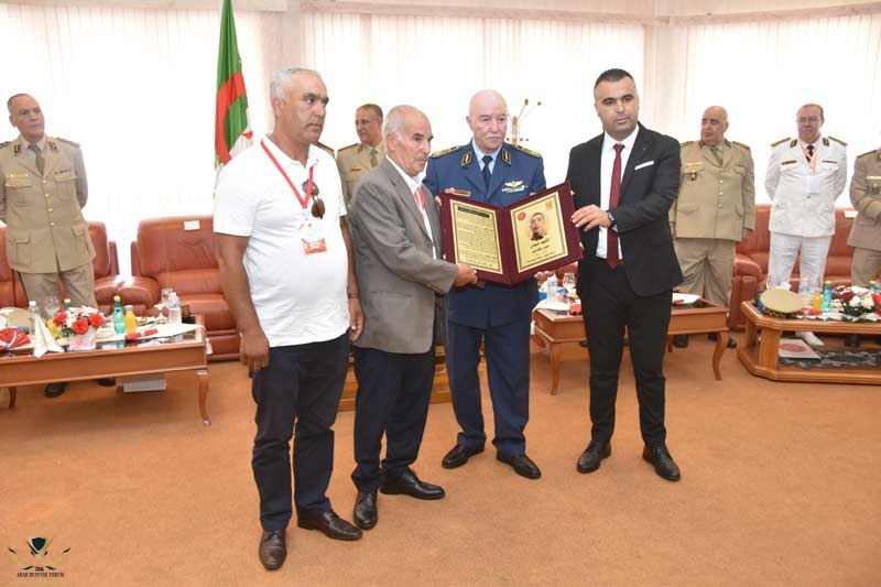ensm18062026_13.jpg