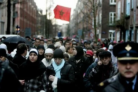 amsterdam_126747219.webp