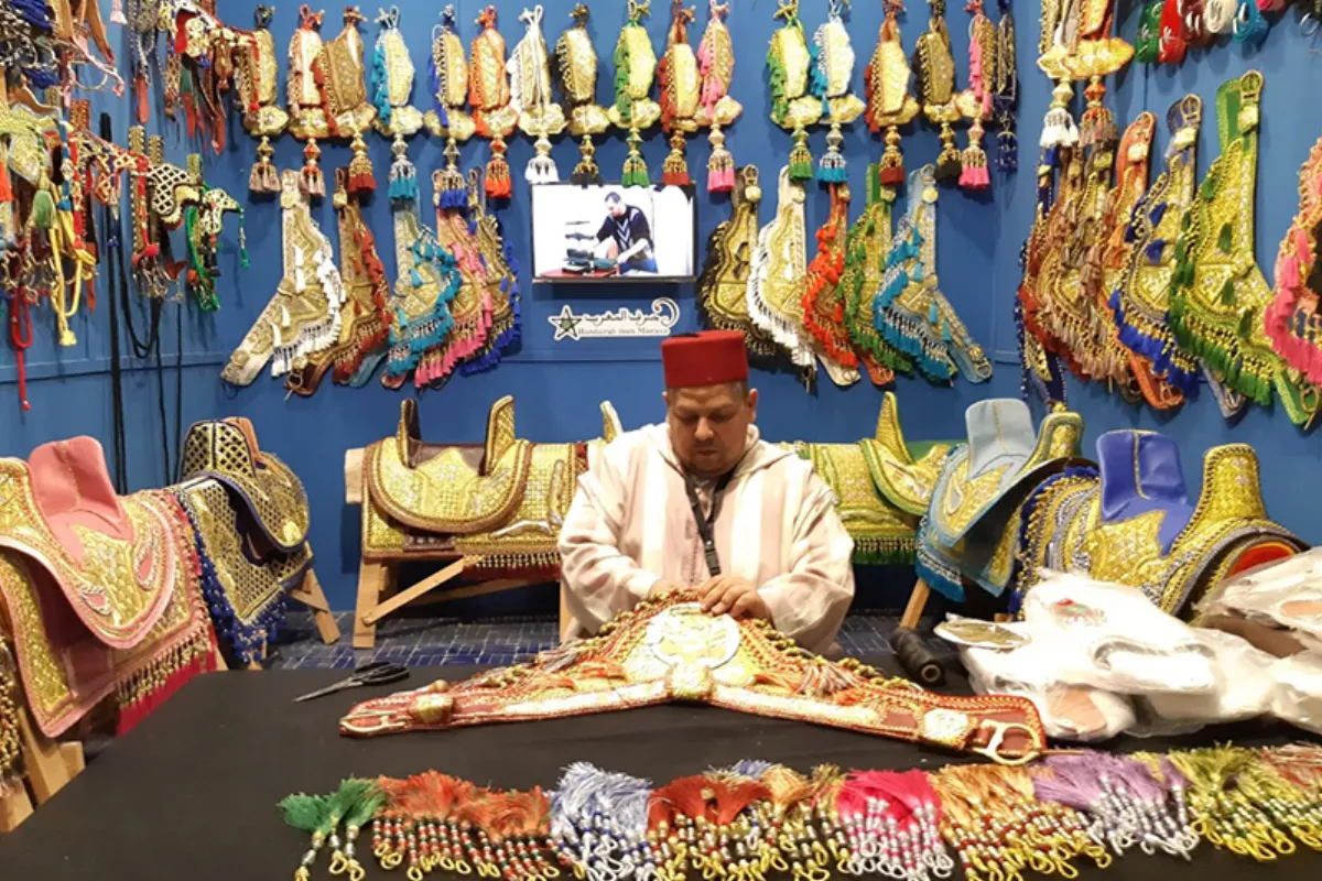 صناعة-سروج-الخيل-.webp