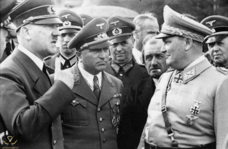 bundesarchiv_bild_101iii-reprich-012-08_wolfschanze_hitler_ley_porsche_und_goring.jpeg