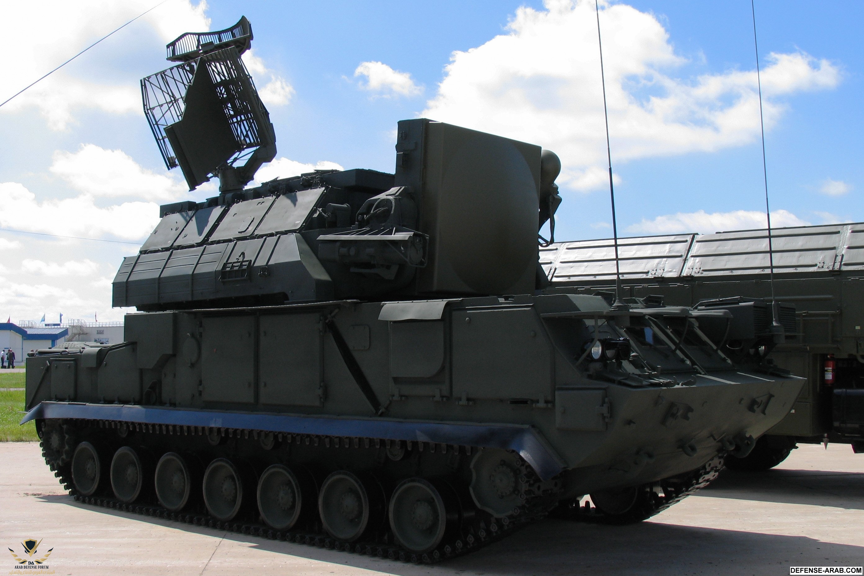 9A331_Tor-M1_combat_vehicle_at_Engineering_Technologies_2012.jpg