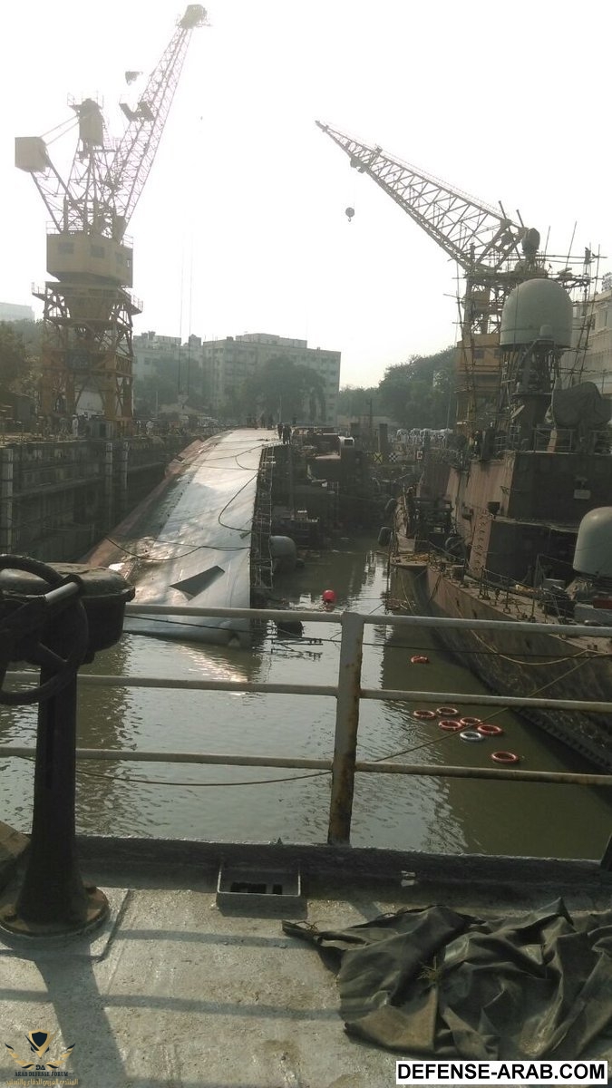 فرقاطة هندية.jpg