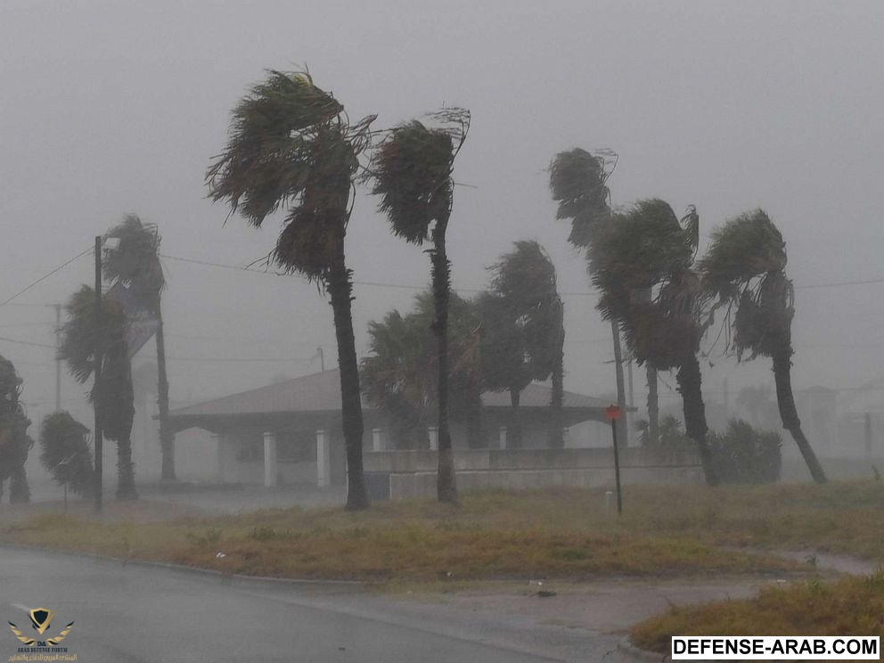 hurricane-harvey-11-gty-jc-170825_4x3_992.jpg