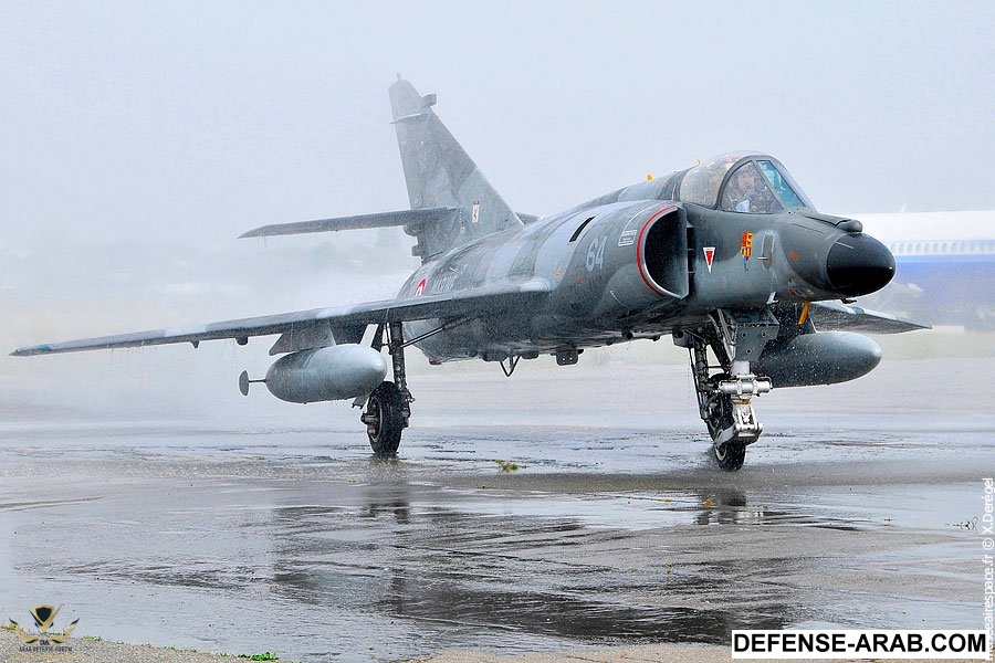 05-roulage-super-etendard-museeairespace.jpg