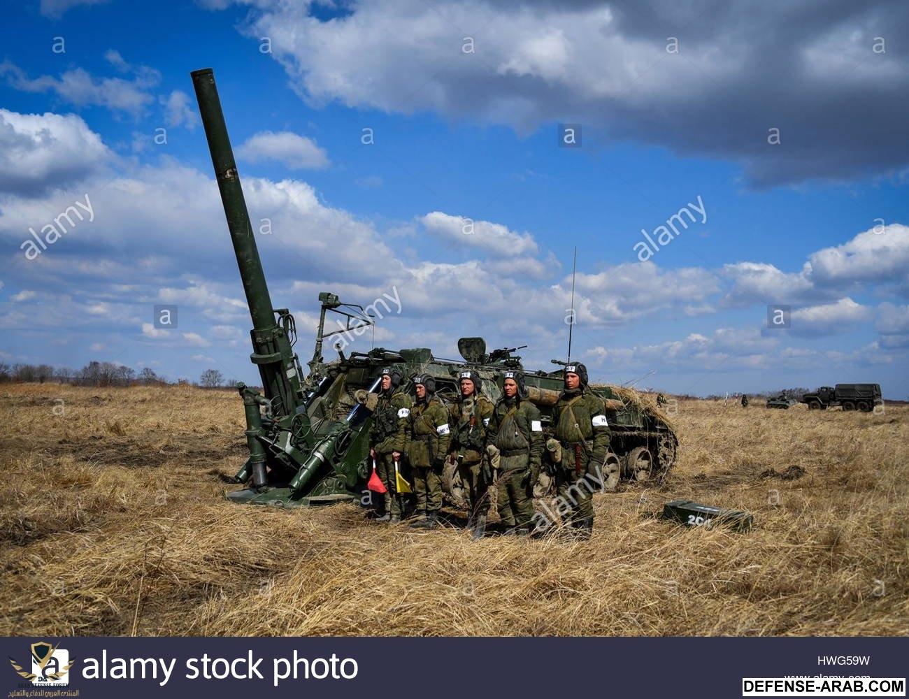 primorye-territory-russia-21st-mar-2017-servicemen-seen-by-a-2s4-tyulpan-HWG59W.jpg