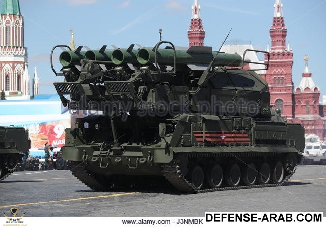 moscow-russia-7th-may-2017-a-buk-m2-missile-system-launching-vehicle-j3nmbk.jpg
