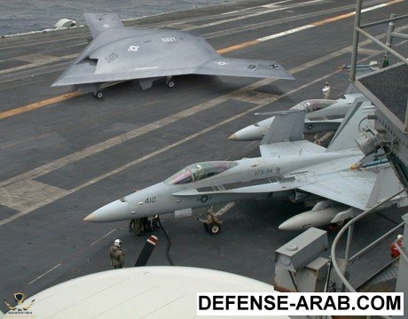 x-47b_concept_on_carrier-460x360.jpg
