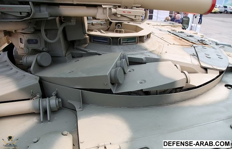 BMPT_at_Engineering_Technologies_2012_close-view-turret.jpg