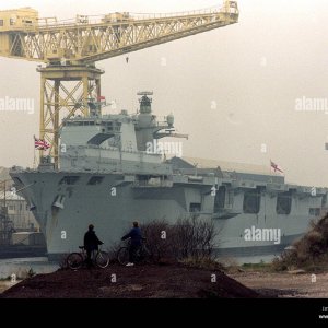 the-hms-ocean-a-new-helicopter-carrier-for-the-royal-navy-at-the-vsel-G4AHPA.jpg