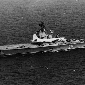 1280px-P-3A_Orion_of_VP-5_flies_over_Soviet_helicopter_carrier_Moskva_in_1970.jpg