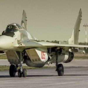 Mig_29_shutterstock_369962909.jpg