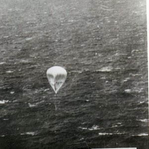 Balloon_over_Ocean_NARA.jpg