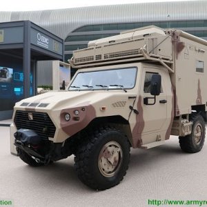 Ajban_420_4x4_tactical_vehicle_shelter_NIMR_Automotive_Abu_Dhabi_United_Arab_Emirates_IDEX_201...jpg