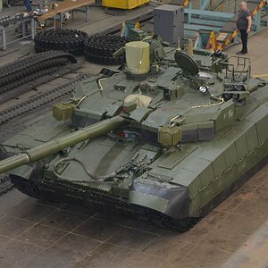 ukraine-defense-company-malyshev-plant-delivered-upgraded-oplot-main-battle-tank-to-ukrspetsex...jpg