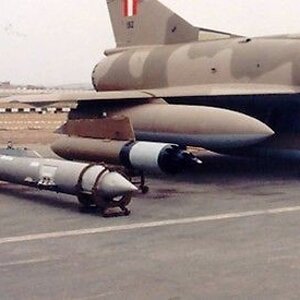 72-matra-jl-100-rocket-fuel-tank-pod_1_02fe500cebb8aab6168adf587baad9e9 (1).jpg