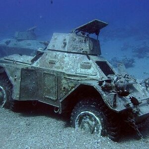 underwater-ferret-armoured-car-in-aqaba-red-sea-jordan.jpg