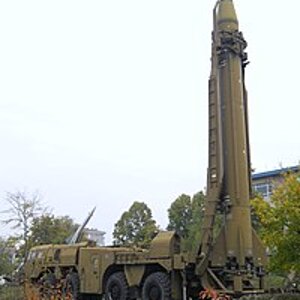 200px-Scud_missile_on_TEL_vehicle,_National_Museum_of_Military_History,_Bulgaria.jpg