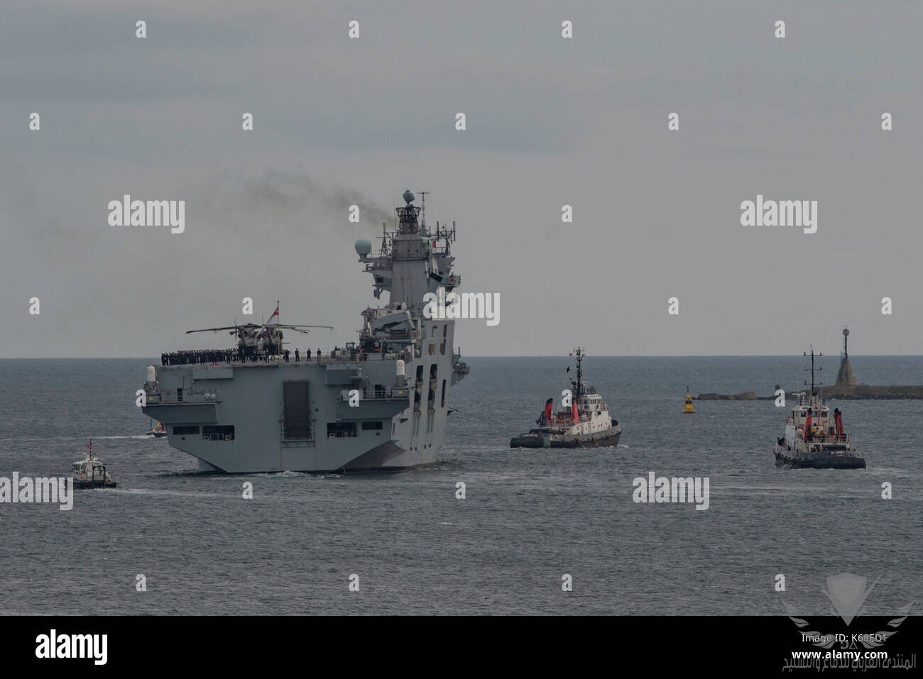 hms-ocean-leaves-plymouth-on-her-last-tour-of-duty-to-the-mediterranean-K68ED1.jpg