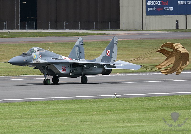 mig-29_doors_003.jpg