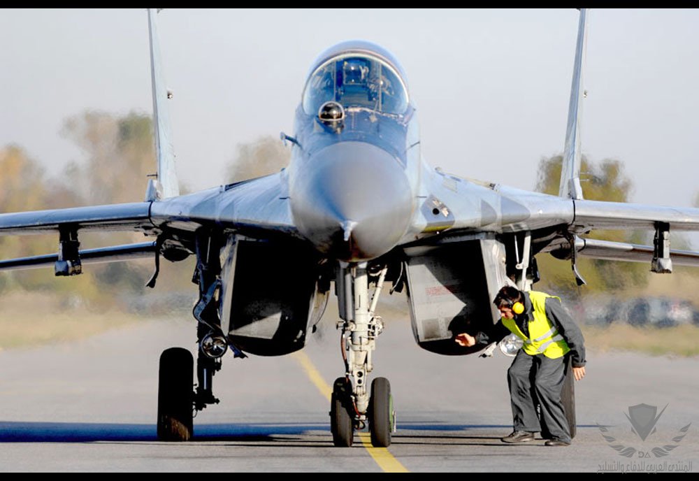 mikoyan-mig29-fulcrum-lightweight-multirole-fighter-soviet-union_4.jpg