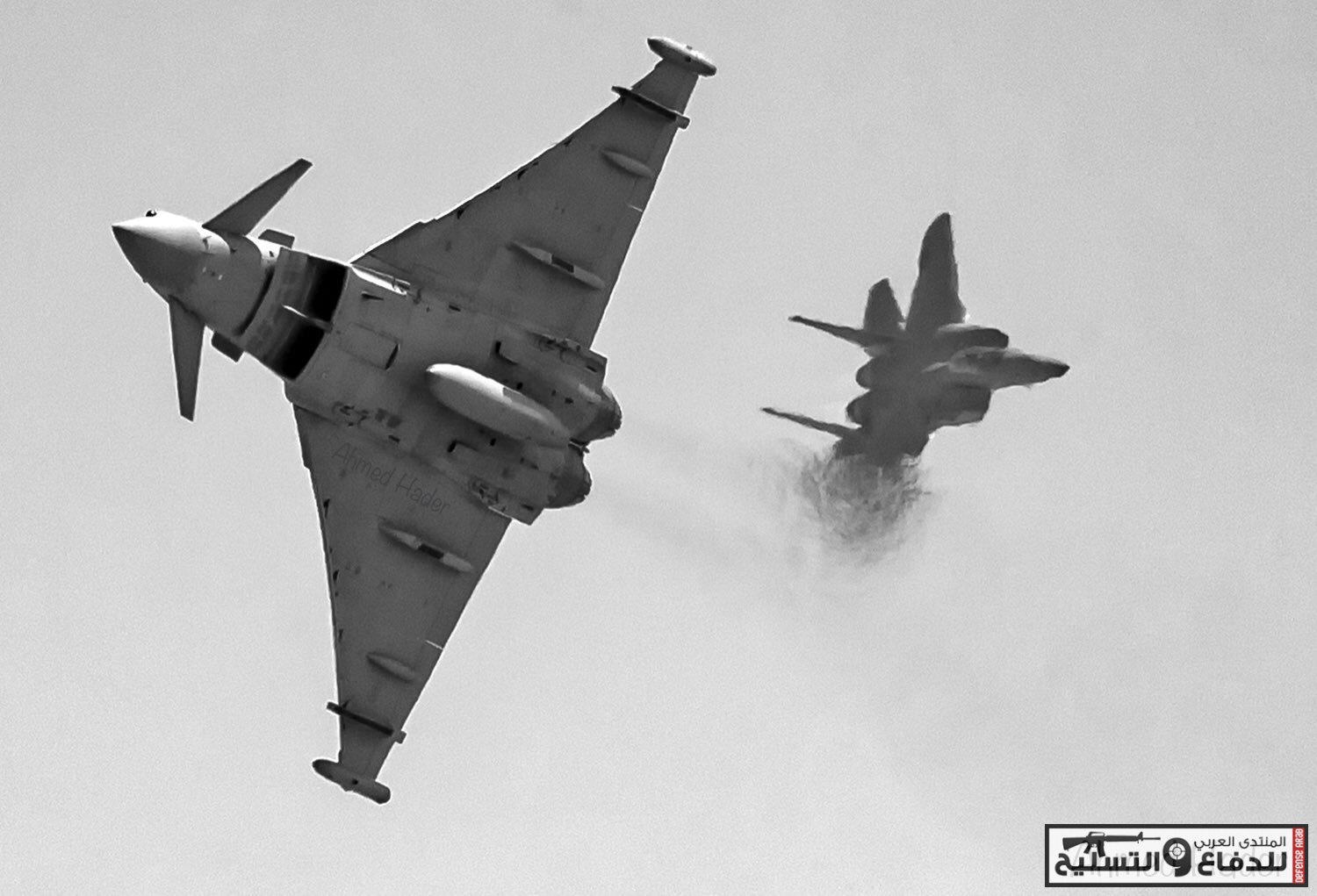 قتال قريب بين مقاتلة F-15C و EF-Typhoon