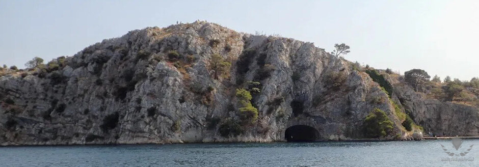 Croatia-submarine-tunnel-Sibenik.jpg