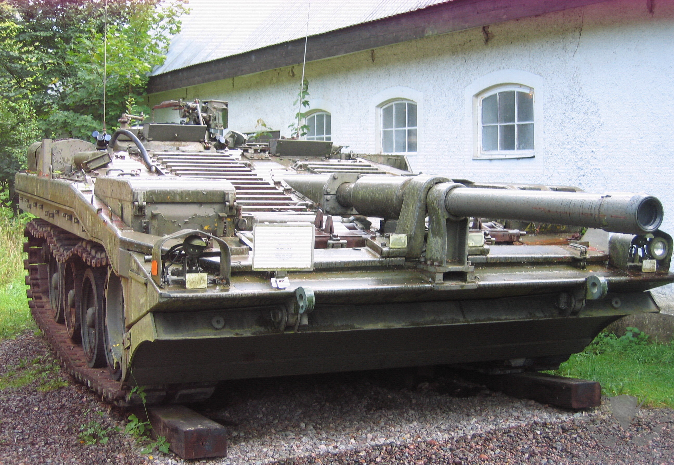 Strv_103_Björkborn.jpg