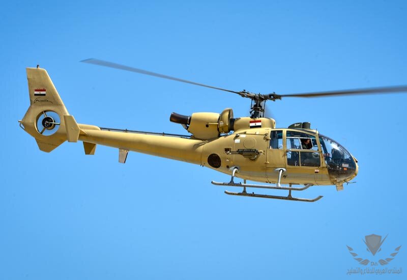 aerospatiale-gazelle-light-utility-helicopter-france.jpg