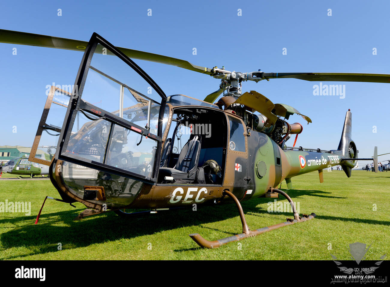 french-army-aerospatiale-sa341-gazelle-helicopter-at-the-fiftieth-J0R1XC.jpg