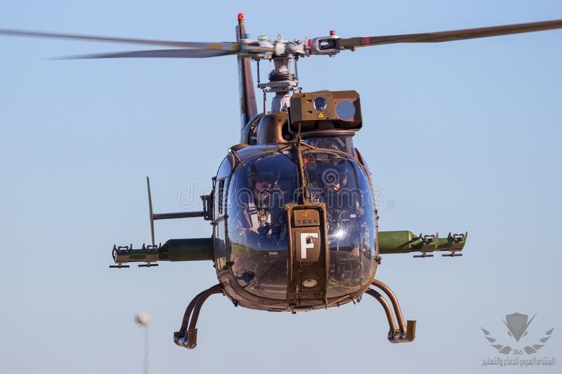 french-army-sa-gazelle-helicopter-etain-france-aug-french-army-aerospatiale-sa-m-gazelle-helic...jpg