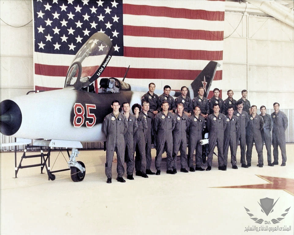 4477th_test_and_evaluation_squadron_mig-21_red_85.jpg