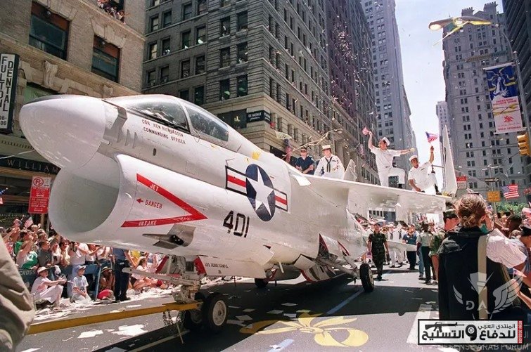طائرة A-7 في احتفلات النصر بعد حرب الخليج