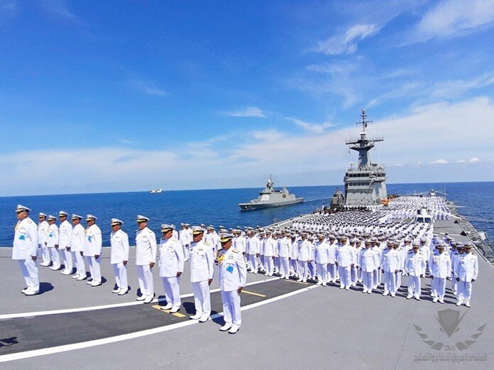 naval_officers_on_htms_chakri_naruebet_offer_blessings_to_king.jpg